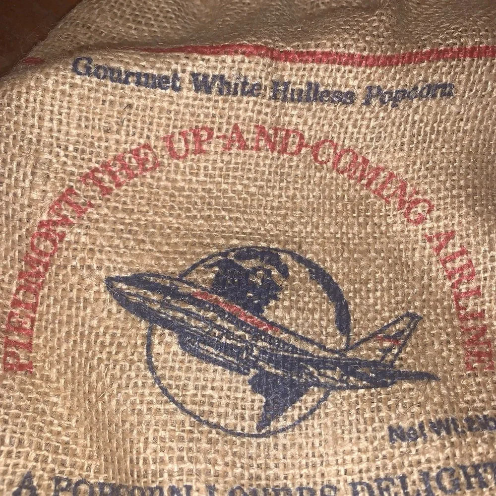 VTG Piedmont Airlines Burlap Drawstring Bag Gourmet Popcorn 2lb Gift Shoppe Rare